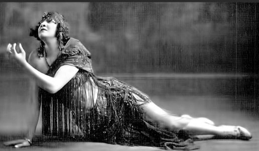 Evelyn Preer in performance, 1920s